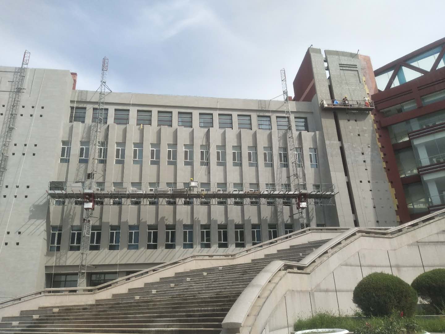 內(nèi)蒙古師范大學(xué)圖書(shū)館外墻裝修 內(nèi)蒙古師范大學(xué)圖書(shū)館外墻裝修